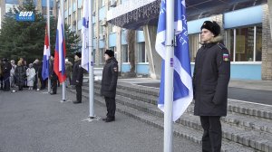 Новая традиция еженедельного поднятия флагов появилась в ВВГУ