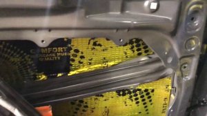 KIA Ceed добротная шумоизоляция сделана в дополнении к штатной шумозащите. Да, будет тихо