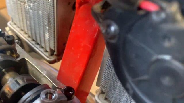 Closer Look at an SWM RS Valve Train смотреть онлайн