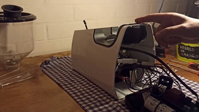 Eureka Atom Specialty 65 смотреть онлайн