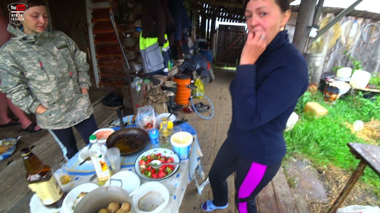 НОЧЕВАЛИ В ЖУТКОЙ ИЗБЕ В ЗАБРОШЕННОМ ПОСЕЛЁЛКЕ. НА РЫБАЛКУ ЗА 150 КМ И В БАНЮ С ШАШЛЫКОМ. смотреть онлайн