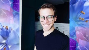 ПЕРЕЖИЛ УЖАСНОЕ! Как живет и выглядят сейчас актер Артем Крылов?