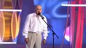 Маменко КТО К НАМ ЗА ТРОФЕЕМ ПРИДЕТ, ТОТ САМ ТРОФЕЕМ СТАНЕТ . Смех сквозь хохот.