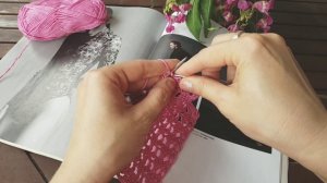 Романтичный ажурный узор спицами.?