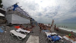 обзор всех пляжей Лазаревское 2021 в августе, обзор где нет пляжа и пляж Дельфин в Лазаревской!