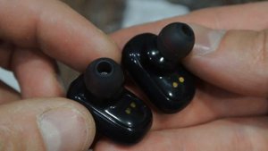 беспроводные наушники...