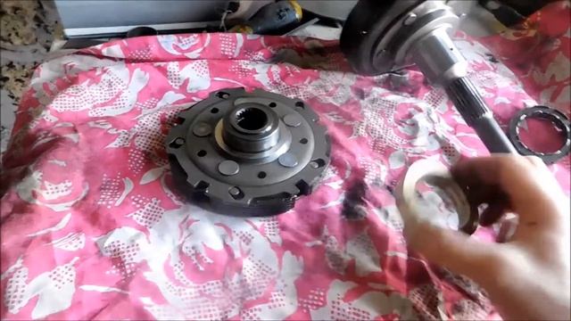Заменяем обгонную муфту скользящим подшипником cf-moto x5,x6 смотреть онлайн