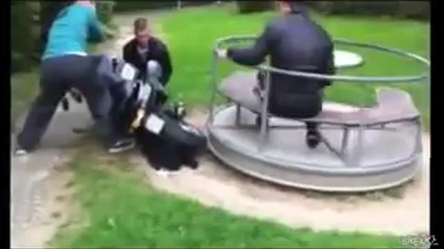 Скутер и карусель лучший прикол смотреть онлайн