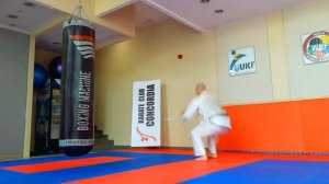 Комплекс развивающих упражнений для тренировки ног в каратэ. КARATE CLUB "SKIF"