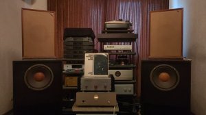 Oscar Peterson Trio – C Jam Blues – Tannoy Monitor Red 12 SATRI Thorens 124 Luxman 500 Ortofon SPU