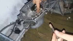 Как достать подшипник yamaha редуктор