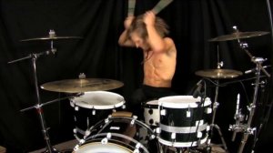 Skrilex барабанщик Dylan Wood.mp4
