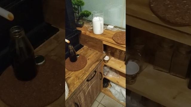Холодный отжим кокосового масла на гидравлическом маслопрессе.