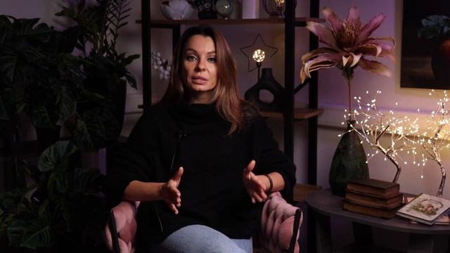 ГЕНЗЕЛЬ И ГРЕТЕЛЬ: Жуткая сказка о голодных детях и кровожадной мамаше. Или нет? смотреть онлайн