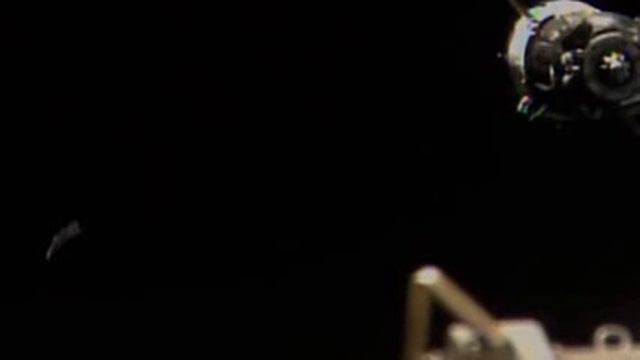 Видео НЛО возле МКС