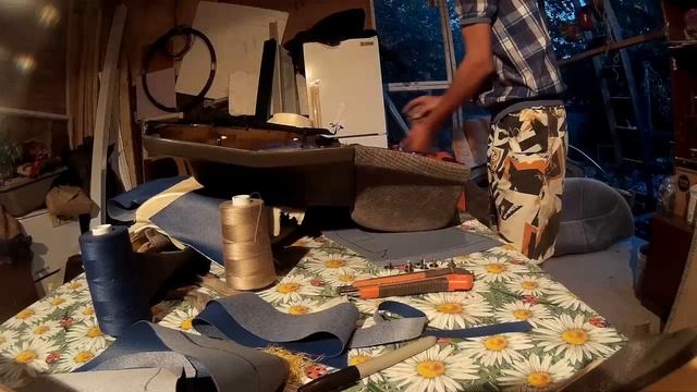 Мазда персона продолжение! Торпеда, обшивка смотреть онлайн