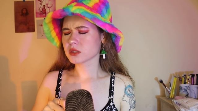 АСМР МАКИЯЖ В УЖАСНОМ САЛОНЕ….??