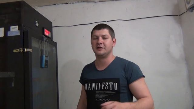 керамические лампы в брудер не советую, красные голошейки