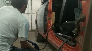 Ремонт бочины Лада гранта,стойка ушла