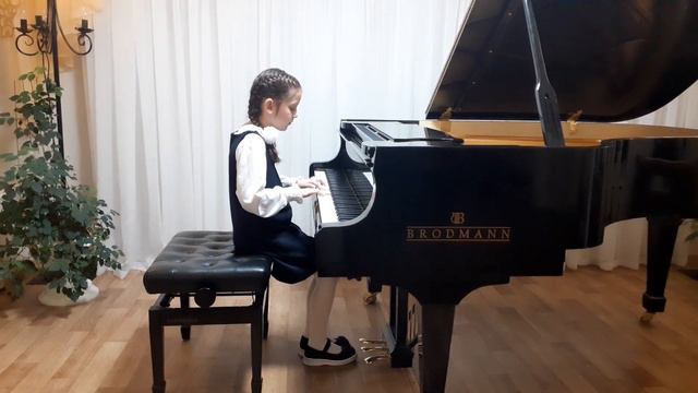 Л.Шитте - Этюд До Мажор, исполняет ученица 2 кл. Никитенко Ева. смотреть онлайн