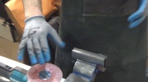 Аккумуляторная машина Makita DGA519 X-Locx. Обзор и тест в работе.