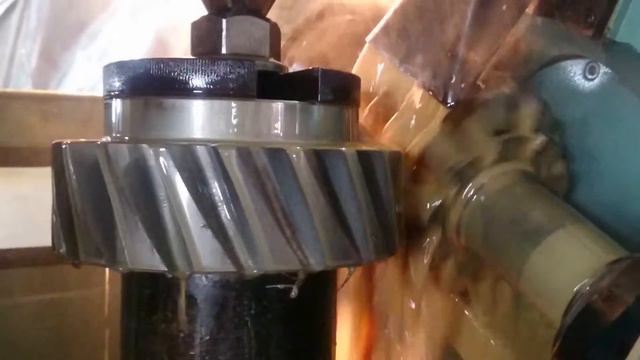 Зубофрезерный станок 53А80, зубофрезерование, нарезание зубьев