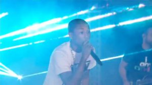Pharrell Williams and Friends / Pharrel Wiliams et ses Amis - NBA All Stars 2014