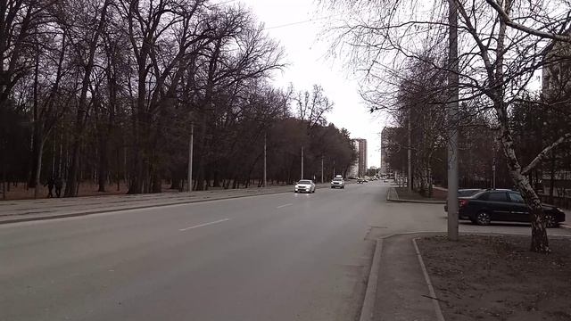 #Уфа #2021 проспект октября прогулка во время пандемии ковид коронавирус. 6 ноября 2021. Транспорт