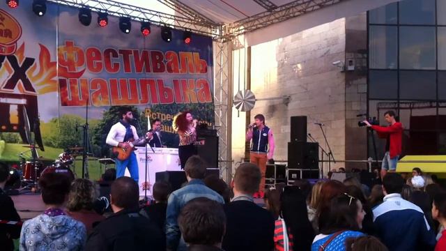 Старый Оскол. Фестиваль шашлыка Обухфест. Лебедина, почему? смотреть онлайн