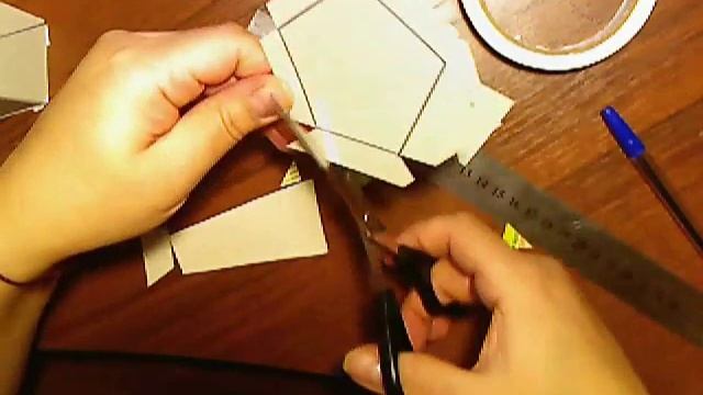 Мастер класс ёлочка из картона и мишуры "Снежная красавица" смотреть онлайн