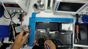 Macbook A1286 issue Garbage Display Convert dis to uma via Gmux Solved..