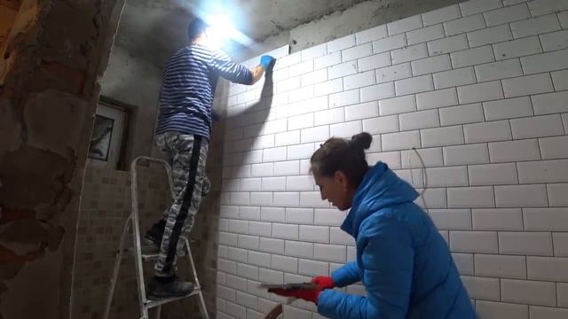 Ванная комната готова \ Какую работу мы проделали в доме \ Новые цветы во дворе смотреть онлайн