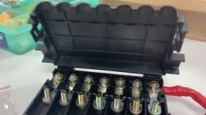 Блок предохранителей Chery Fora, Vortex Estina, арт. A213723060BB