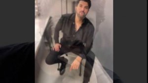 Фотографии Энгина Акюрека в больнице напугали его поклонников!