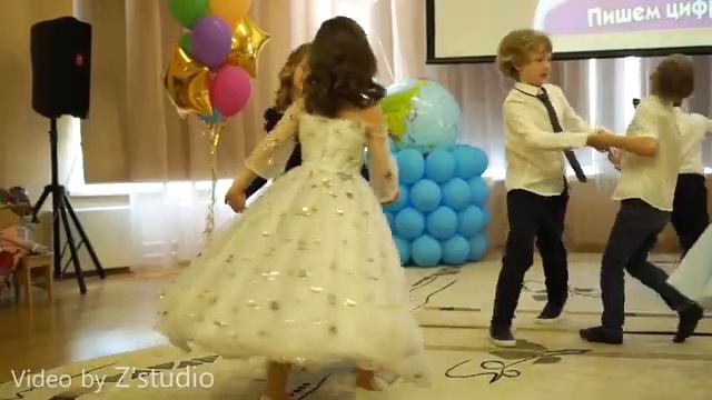 Детский праздник /Выпускной в детском саду смотреть онлайн