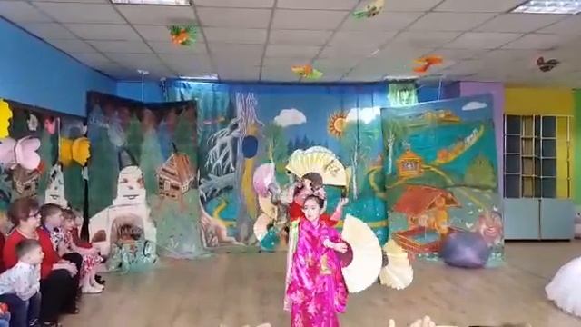 Японский детский танец (6 лет)