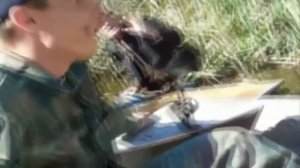 Пьяный рыбак утопил лодку