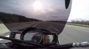 SUZUKI GSR 600 2010 TOP SPEED 250KMH