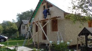 Строим сами дачный дом 6х6м. 7-я часть (обшивка каркаса).