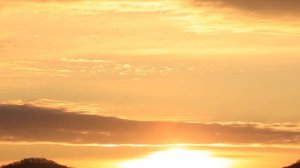 Рассвет Солнца в завершающий день уходящего 2021 года.