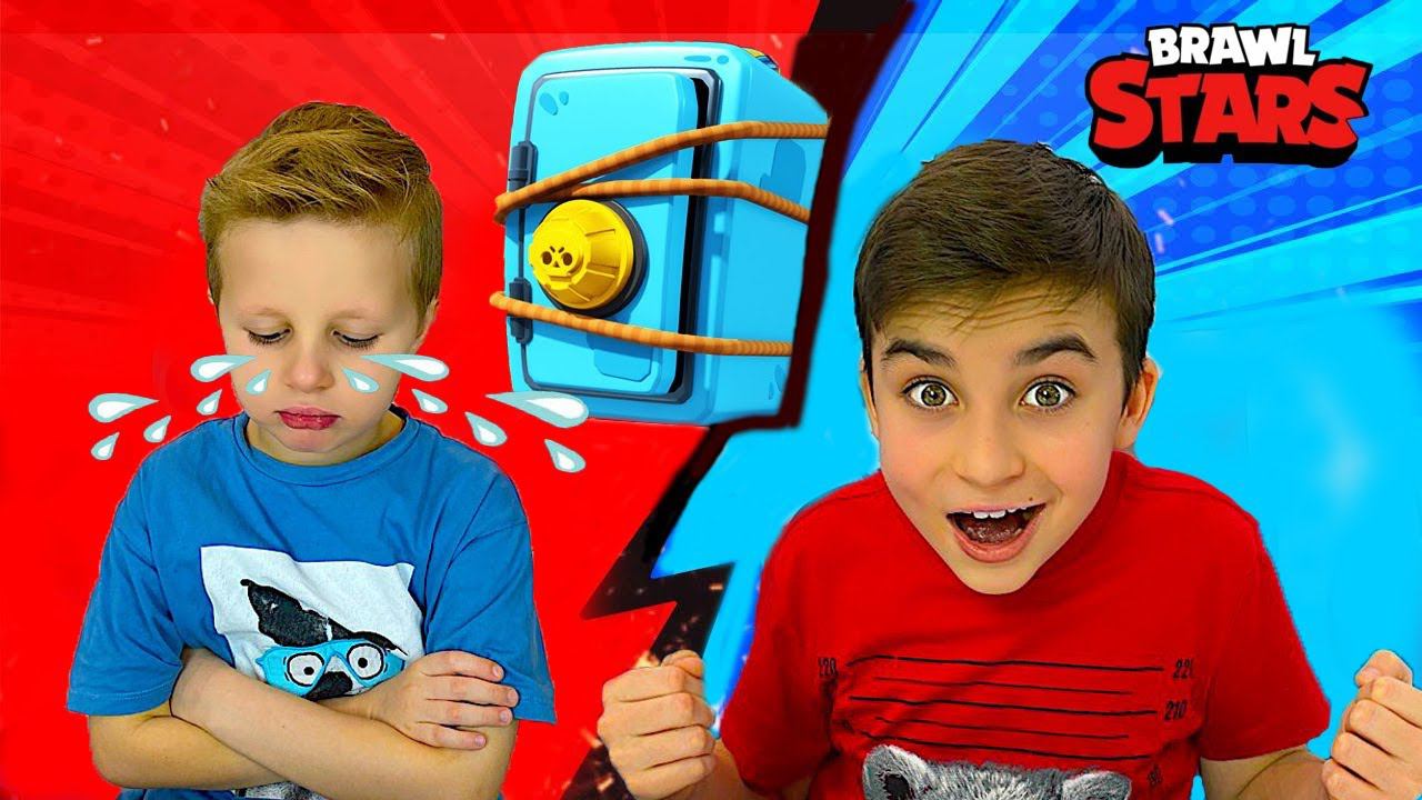 Одному все другому ничего \ Почему убежал Crazy Богдаш! Открываем сундуки с подписчиками Brawl Stars смотреть онлайн