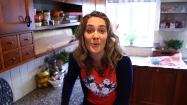 Homemade Cannoli Recipe смотреть онлайн