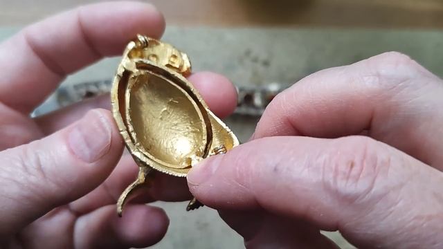 271. Распаковка и ремонт винтажной бижутерии.