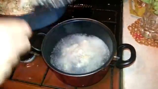 ГРИБЫ С КУРИЦЕЙ В СМЕТАННОМ СОУСЕ (ДИЕТИЧЕСКОЕ БЛЮДО). РЕЦЕПТ ОТ МАРОСОК! смотреть онлайн