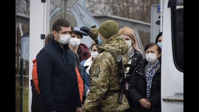 Только в трех пунктах. Как можно пересечь границу Украины с Польшей и когда его полноценно откроют смотреть онлайн