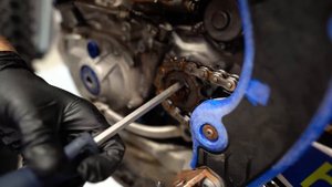 Обслуживание эндуро и кроссового мотоцикла самому!