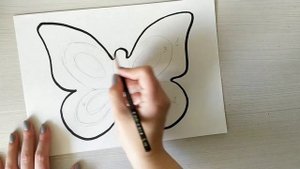 Летняя площадка. "Бабочка" в технике обрывная аппликация