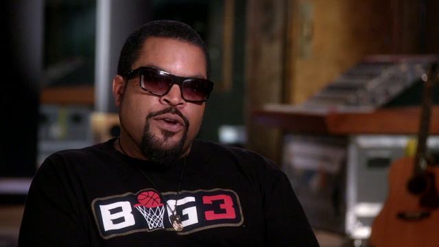 Ice Cube Thought His Career Was Over | Untold Stories of Hip Hop смотреть онлайн