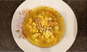 Уха с вареным яйцом I  Уха из горбуши