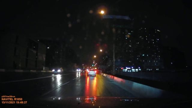 Тест BiLED линз Optima в дождливую ночь